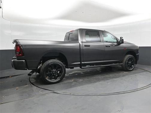 2026 RAM 2500 Black Express Crew Cab 4x4 6'4' Box