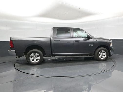 Granite Crystal Metallic Clearcoat 2022 RAM 1500 Classic SLT