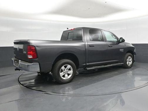 Granite Crystal Metallic Clearcoat 2022 RAM 1500 Classic SLT