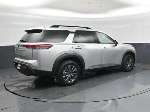 Brilliant Silver Metallic 2024 Nissan Pathfinder SV 4WD