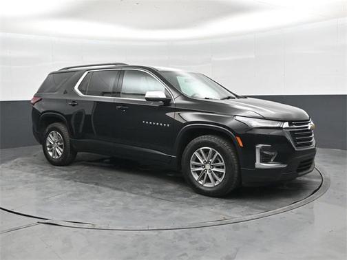 2022 Chevrolet Traverse LT Cloth