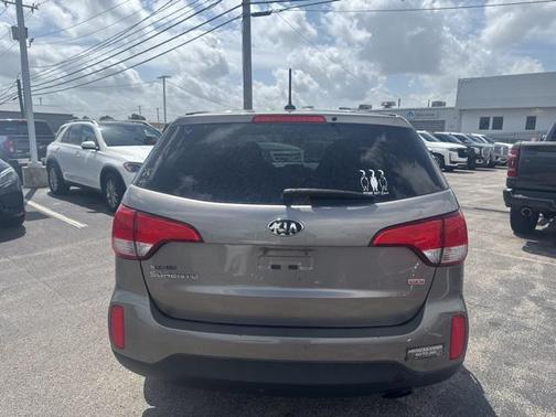 2015 Kia Sorento LX