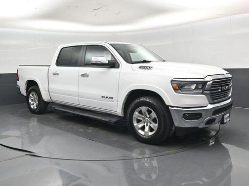 Bright White Clearcoat 2021 RAM 1500 Laramie