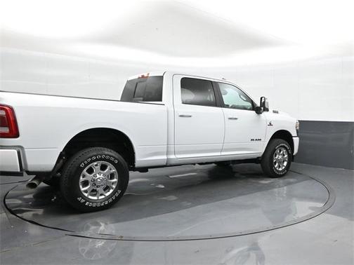 2024 RAM 2500 Laramie Crew Cab 4x4 6'4' Box