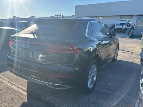 2021 Audi Q8 55 Premium
