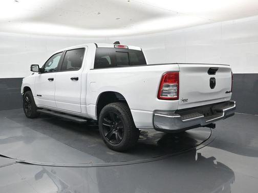 Bright White Clearcoat 2023 RAM 1500 Big Horn/Lone Star