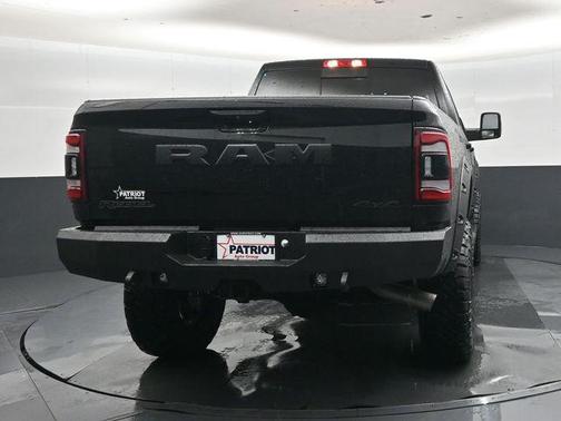 Diamond Black Crystal Pearlcoat 2024 RAM 2500 Power Wagon