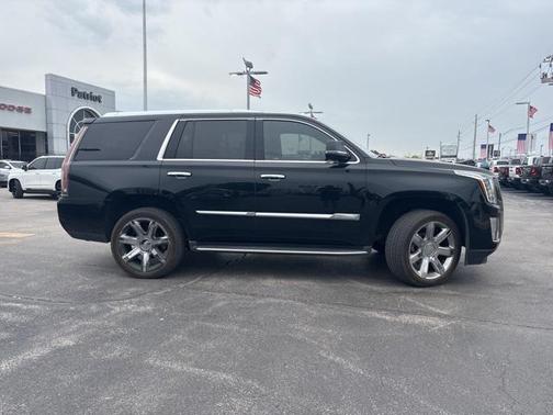 2016 Cadillac Escalade Luxury