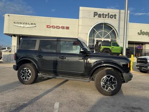 2024 Ford Bronco Outer Banks