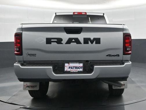 Silver Zynith 2026 RAM 2500 Tradesman Crew Cab 4x4 6'4' Box