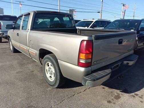 Light Pewter Metallic 2002 Chevrolet Silverado 1500 LS Extended Cab