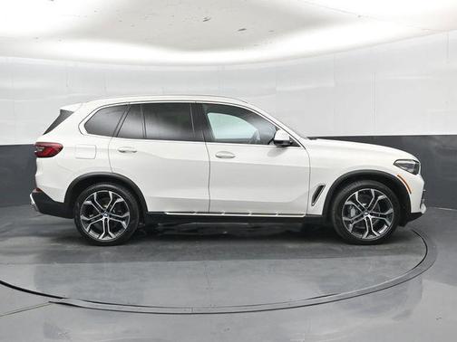Alpine White 2020 BMW X5 sDrive40i