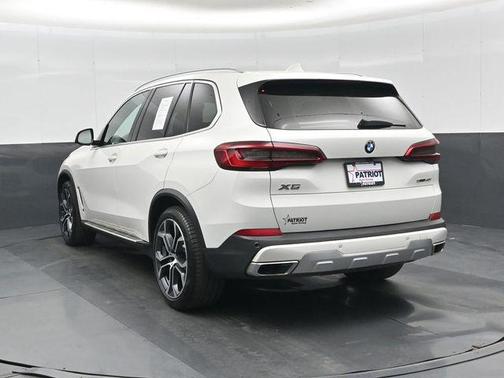 Alpine White 2020 BMW X5 sDrive40i