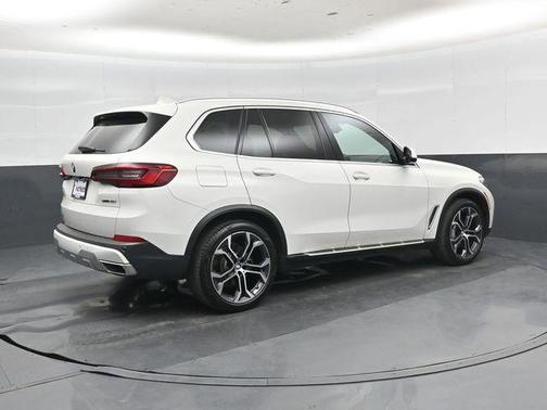 Alpine White 2020 BMW X5 sDrive40i