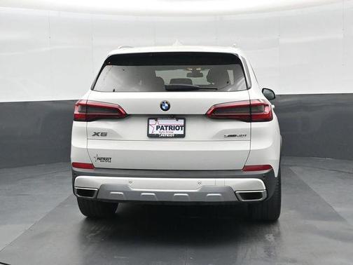 Alpine White 2020 BMW X5 sDrive40i