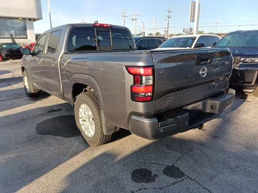 Gun Metallic 2022 Nissan Frontier SV