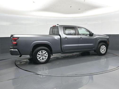 Gun Metallic 2022 Nissan Frontier SV