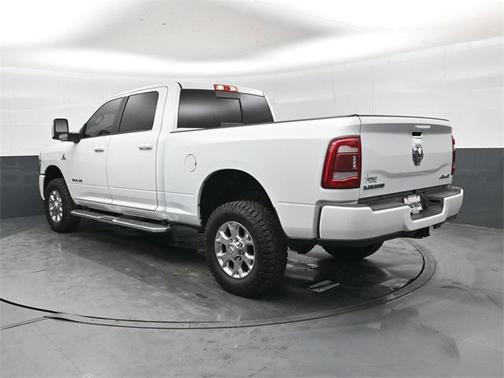 2023 RAM 2500 Laramie Crew Cab 4x4 6'4' Box