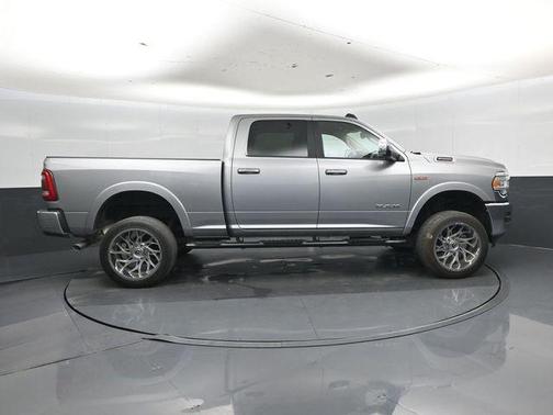 Billet Silver Metallic Clearcoat 2022 RAM 2500 Laramie Crew Cab 4x4 6'4' Box