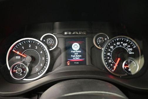Bright White Clearcoat 2026 RAM 1500 Big Horn/Lone Star