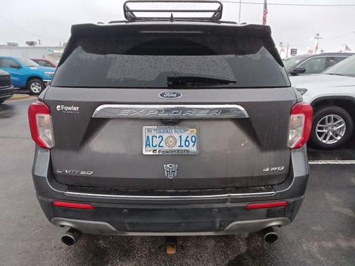 Carbonized Gray Metallic 2021 Ford Explorer Limited
