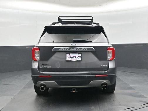 Carbonized Gray Metallic 2021 Ford Explorer Limited