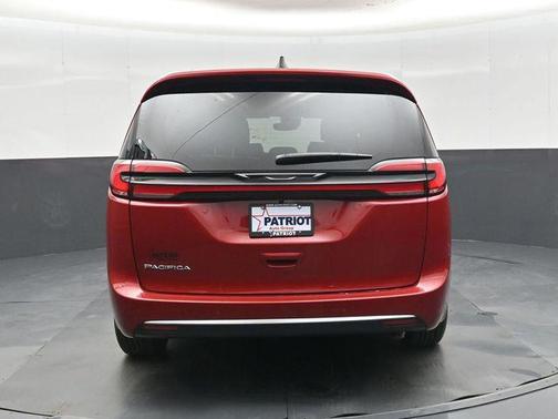 Pr6 2027 Chrysler Pacifica L