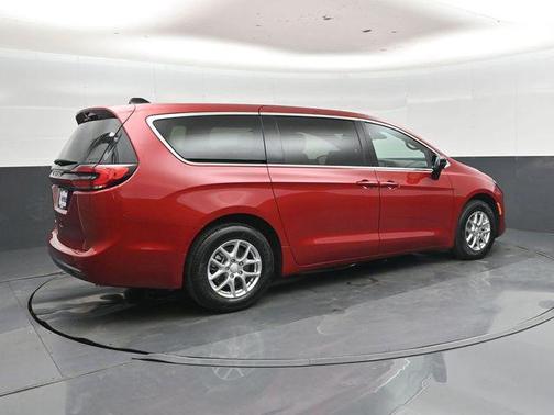Pr6 2027 Chrysler Pacifica L