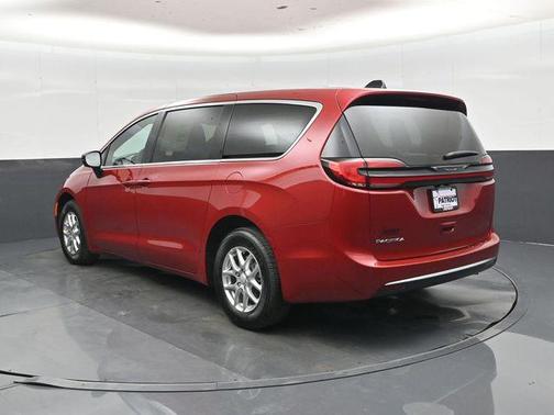 Pr6 2027 Chrysler Pacifica L