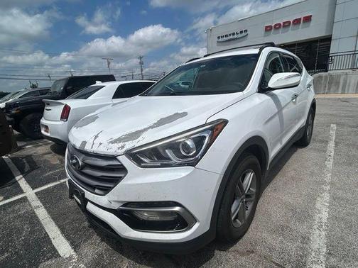 Pearl White 2018 Hyundai Santa Fe Sport 2.4L