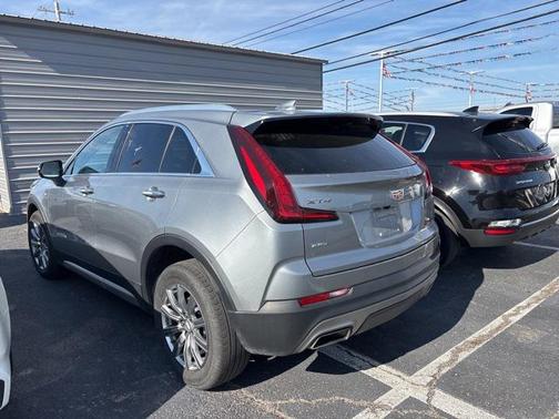2023 Cadillac XT4 Premium Luxury