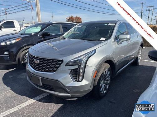 2023 Cadillac XT4 Premium Luxury