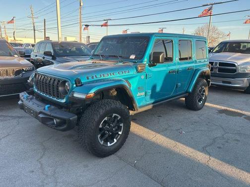 Bikini Pearl Coat 2024 Jeep Wrangler 4xe Rubicon X