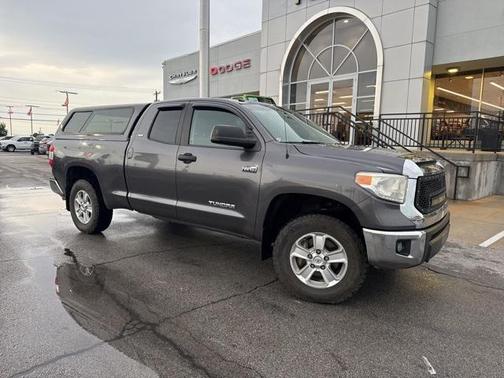 2015 Toyota Tundra SR5