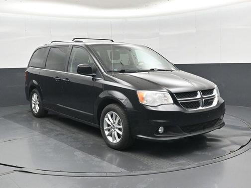 Black Onyx Crystal Pearlcoat 2019 Dodge Grand Caravan SXT
