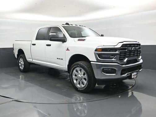 Bright White Clearcoat 2026 RAM 2500 Big Horn Crew Cab 4x4 6'4' Box