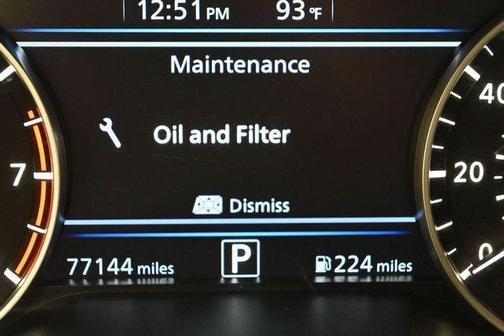 Brilliant Silver Metallic 2023 Nissan Altima SR FWD