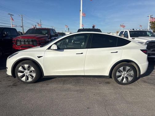 2023 Tesla Model Y Long Range Dual Motor All-Wheel Drive