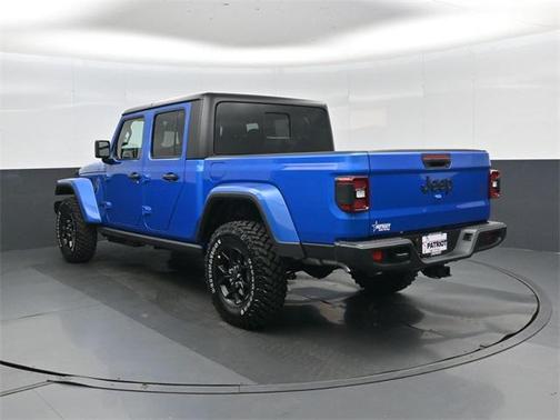 2026 Jeep Gladiator Willys 4x4
