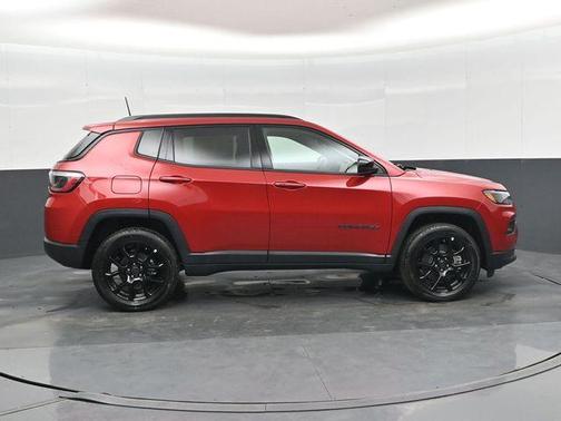 Red Hot Pearlcoat 2026 Jeep Compass Sport