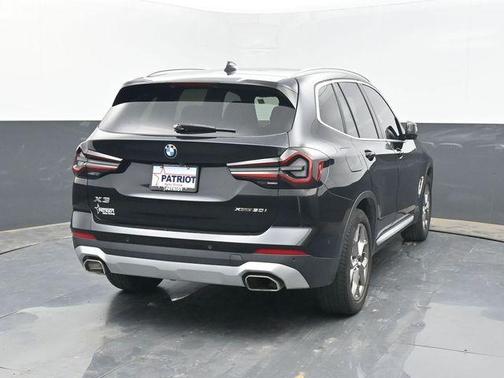 Black Sapphire Metallic 2023 BMW X3 xDrive30i