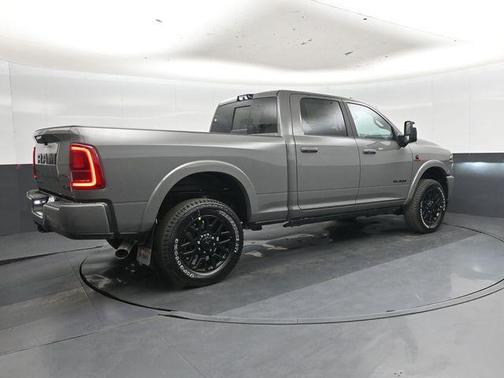 Ceramic Gray Clearcoat 2026 RAM 2500 Limited Crew Cab 4x4 6'4' Box