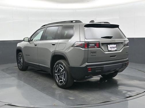 Sting-Gray Clearcoat 2026 Jeep Cherokee Limited