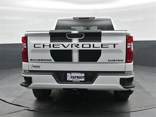 2022 Chevrolet Silverado 1500 Custom
