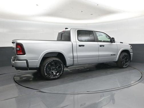 Silver Zynith 2026 RAM 1500 Big Horn/Lone Star