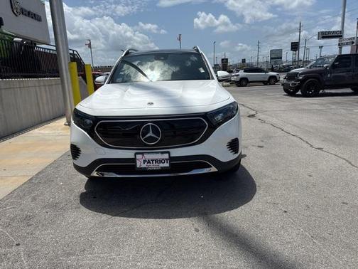 2023 Mercedes-Benz EQB 300 4MATIC