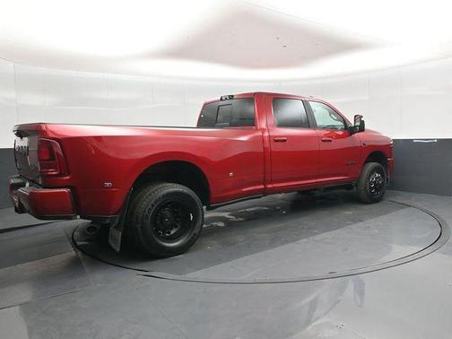 Molten Red Pearlcoat 2026 RAM 3500 Laramie Crew Cab 4x4 8' Box