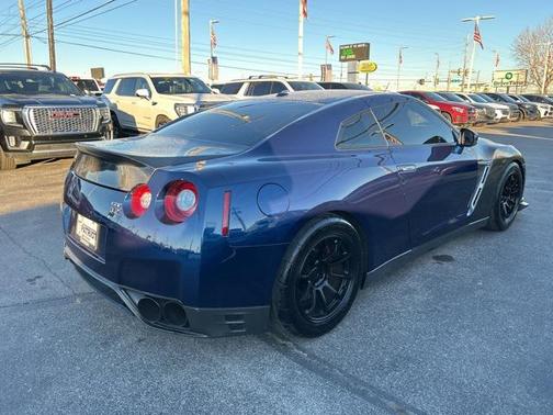2015 Nissan GT-R Black Edition