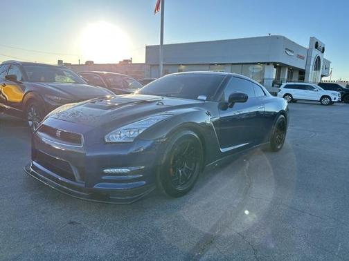 2015 Nissan GT-R Black Edition