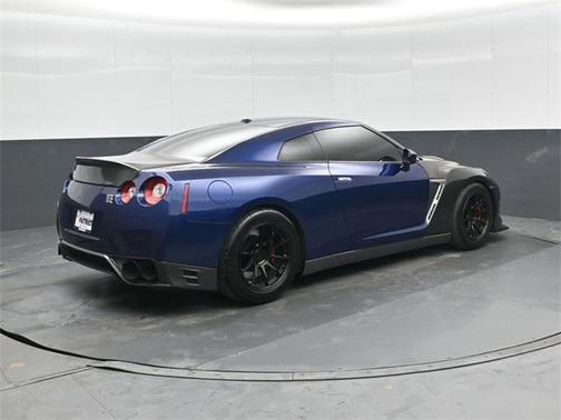 2015 Nissan GT-R Black Edition